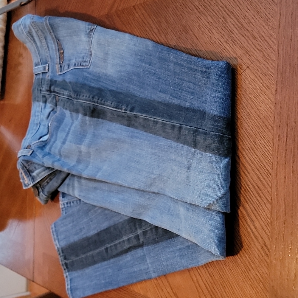 Rock & Republic. Denim.  Size 6. 30 in inseam approx